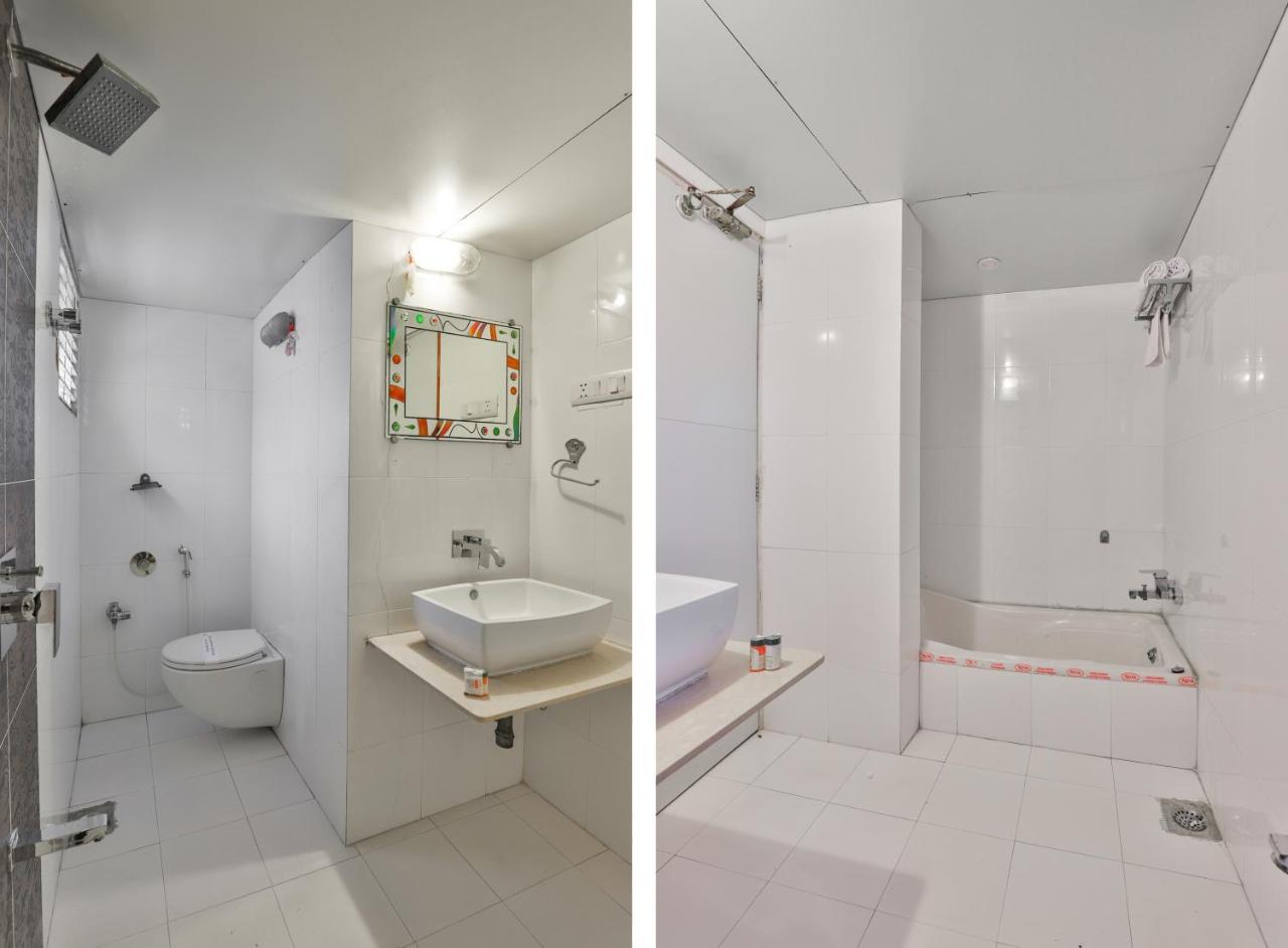 Oyo 2351 Hotel Golden Plaza Amhedabad Dış mekan fotoğraf